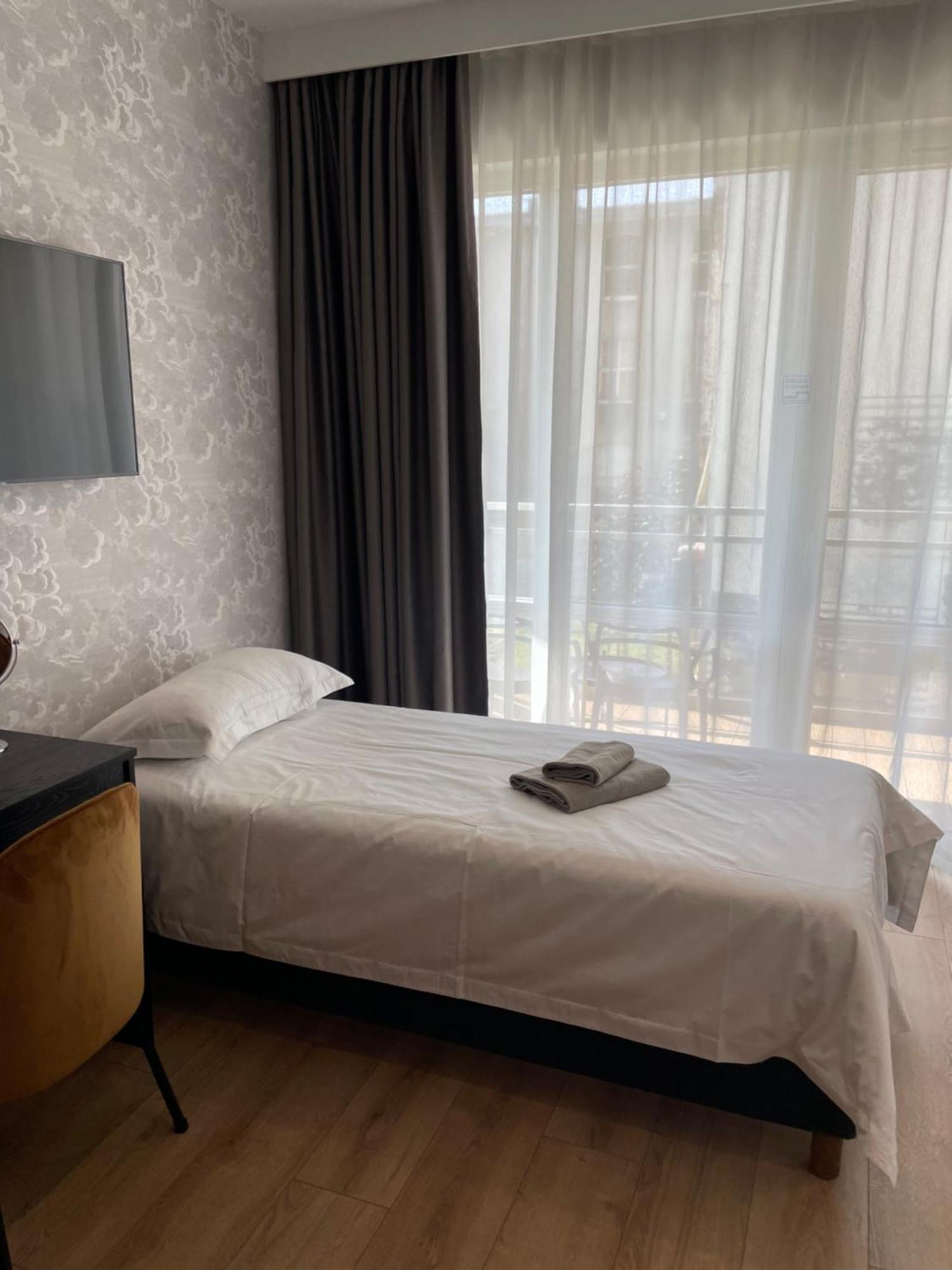 Patio Riverfront Aparthotel Gdansk Luaran gambar